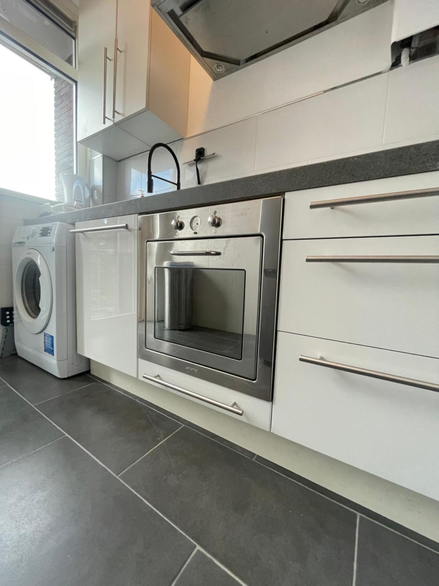 Sunny And Spacious Apartment Rotterdam Bagian luar foto